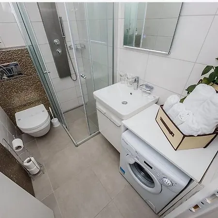 Apartman Emica